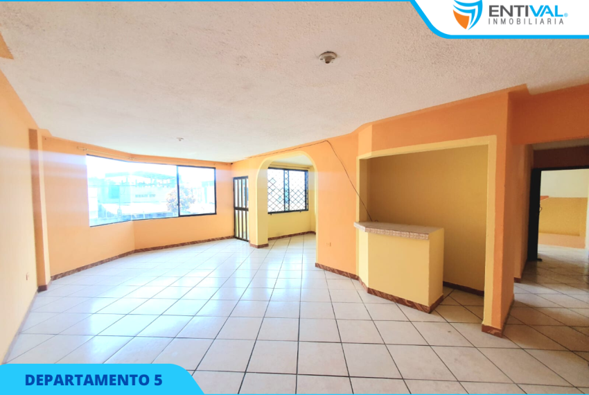 ENTIVAL INMOBILIARIA CASA RENTERA DE VENTA REMATE EN SANTO DOMINGO DE REMATE ZONA CENTRICA11