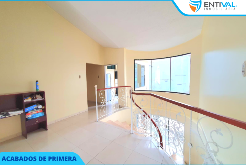 ENTIVAL INMOBILIARIA CASA EQUINERA DE VENTA REMATE EN ANILLO VIAL SANTO DOMINGO9